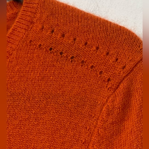 InCashmere Pure Baby Cashmere Long Sleeve CrewNeck Sweater in Pumpkin Blaze S - Picture 3 of 11